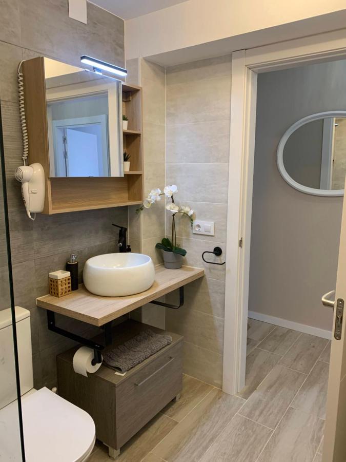 Valverde Alojamiento Con Amplio Salon Y Chimenea.アパートメント エクステリア 写真